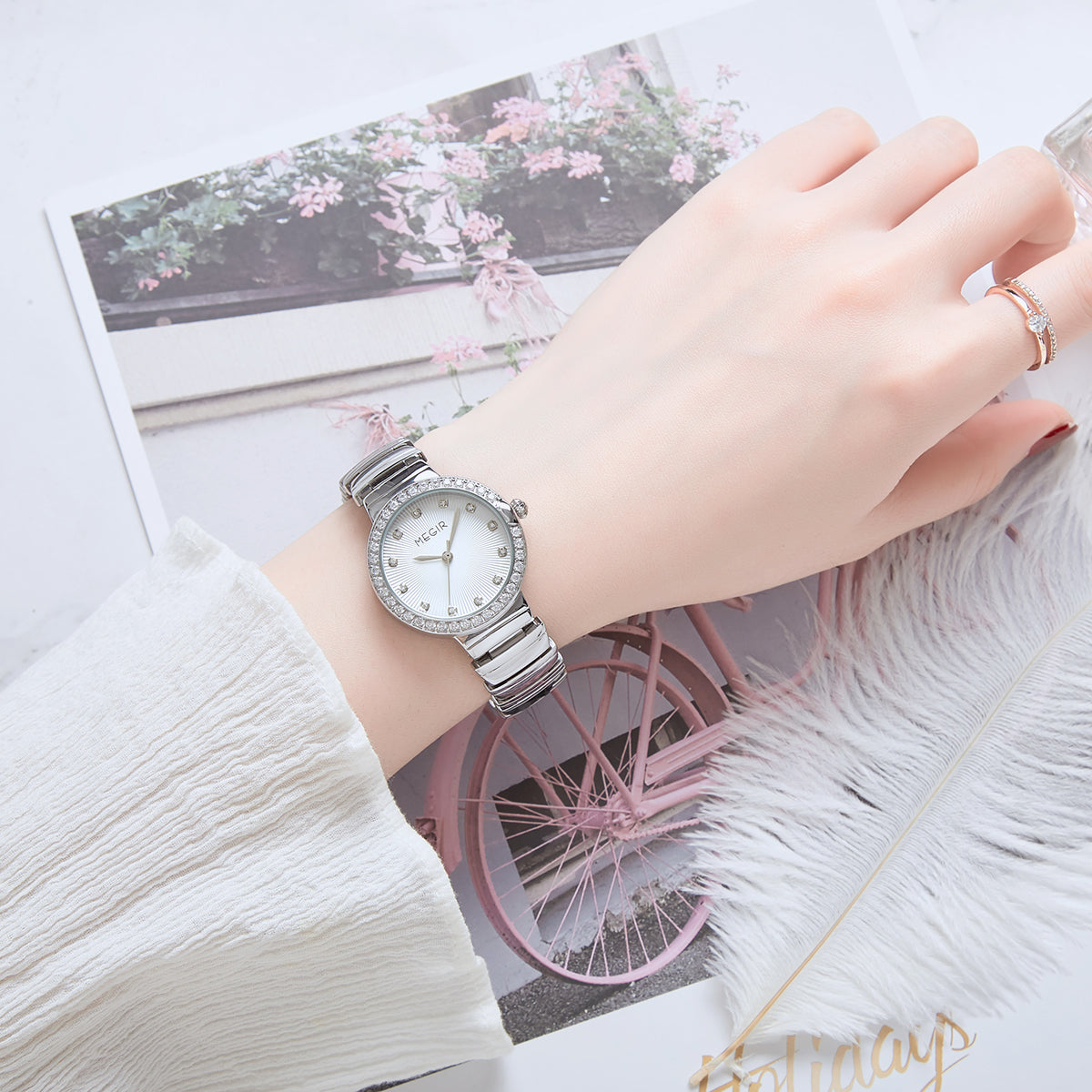 MEGIR Luxury Stainless Steel Strap Watches for Women Fashion Casual Quartz WristWatch Ladies Big Dial Dress Clock Reloj Hombre